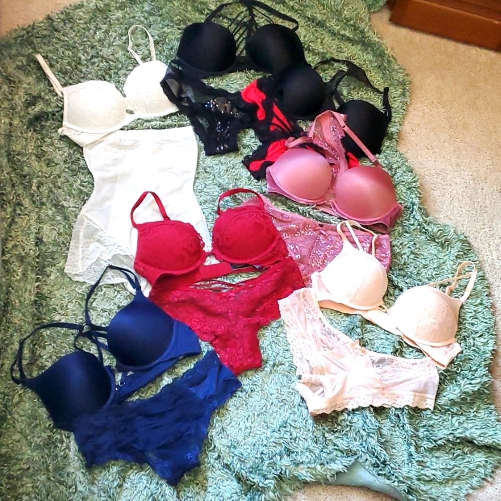 Victoria's Secret bombshell bra and panty sets